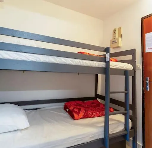 Chez Sebastien - Paisible Au Bord D'un Avec Parking Apartment *