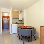 Chez Sebastien - Paisible Au Bord D'un Avec Parking * La Grande Motte