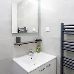 Chez Sebastien - Paisible Au Bord D'un Avec Parking Appartement *
